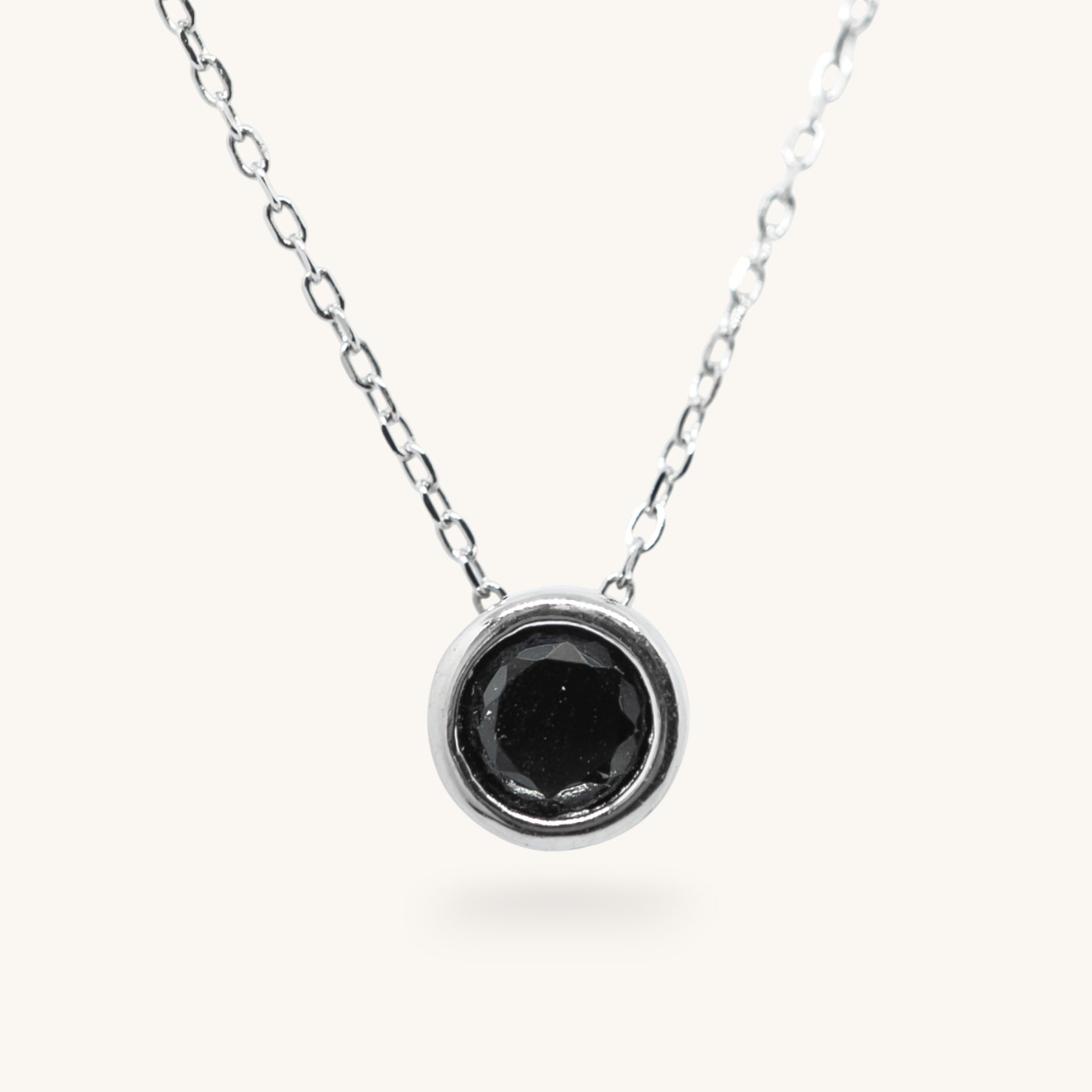 Black Classic lančić s privjeskom L5-017
